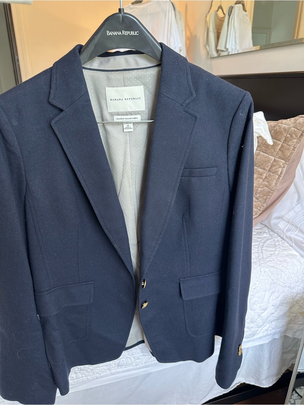 Banana Republic Wool Blend Navy Blue Blazer with Gold Buttons Formal Dressy